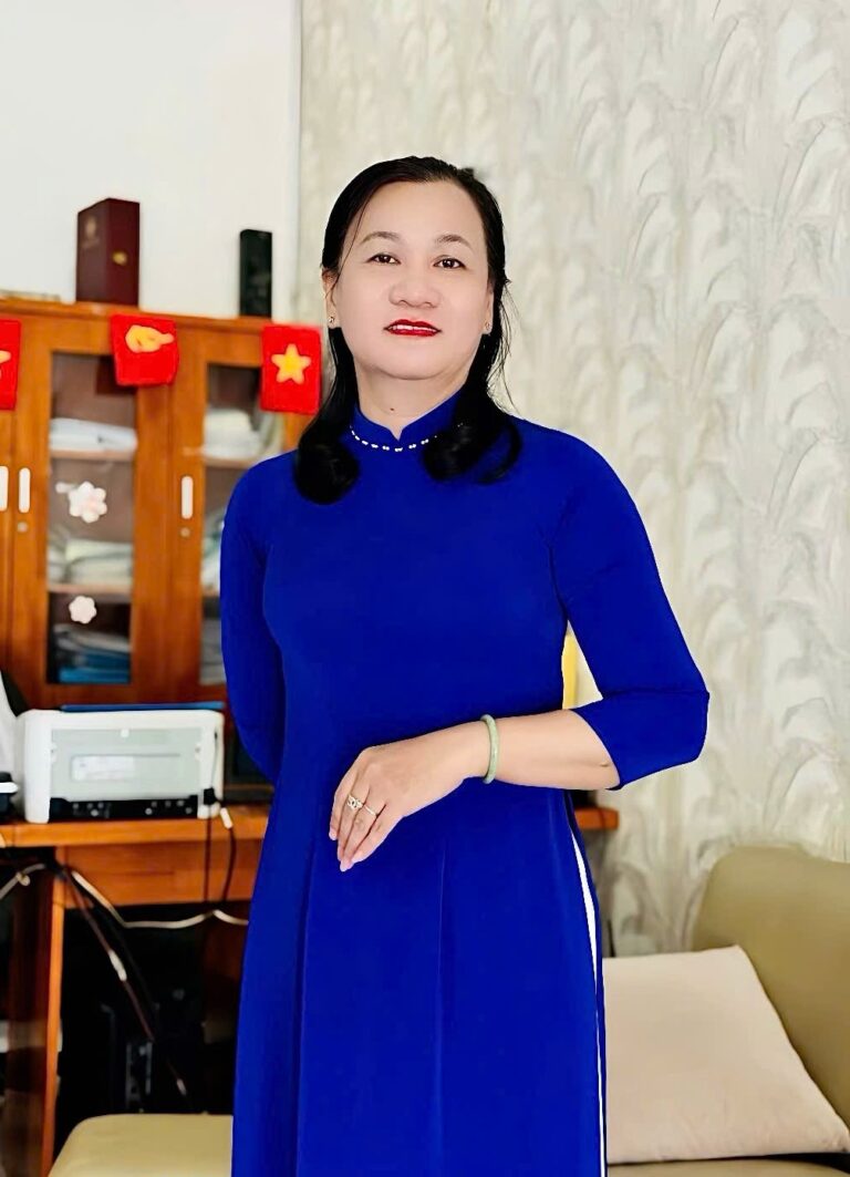 Chị Lê Vy
